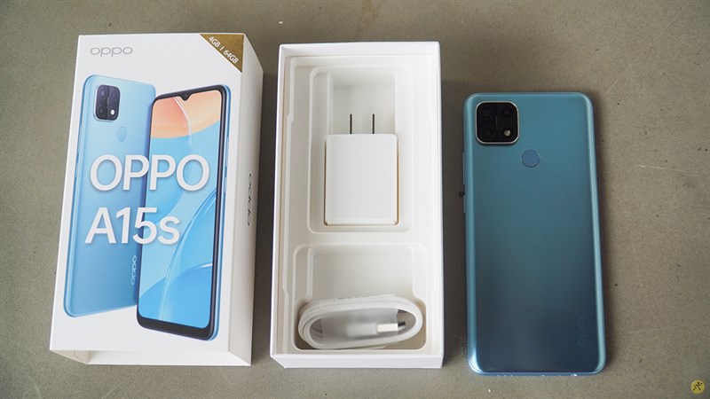 OPPO A15s sau khi mở hộp