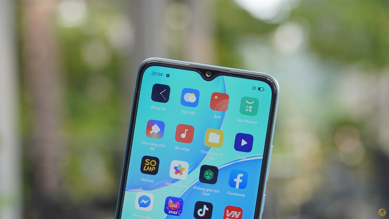 Thiết kế nốt ruồi kết hợp camera selfie ở mặt trước của OPPO A15s.