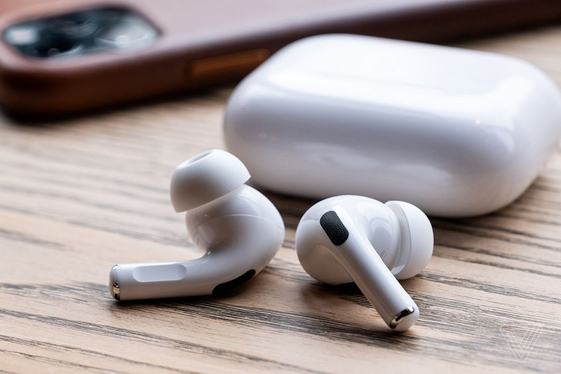 airpods pro airpods pro