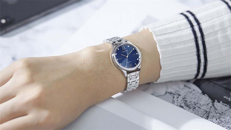Citizen EM0500-73L 