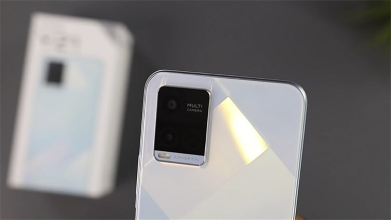 Cụm camera sau trên smartphone Vivo Y21 Cụm camera sau trên smartphone Vivo Y21