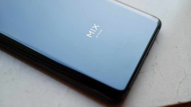CEO Lei Jun xác nhận thời điểm ra mắt Xiaomi Mi MIX 4 và máy tính bảng mới của hãng, bạn đang mong chờ sản phẩm nào?