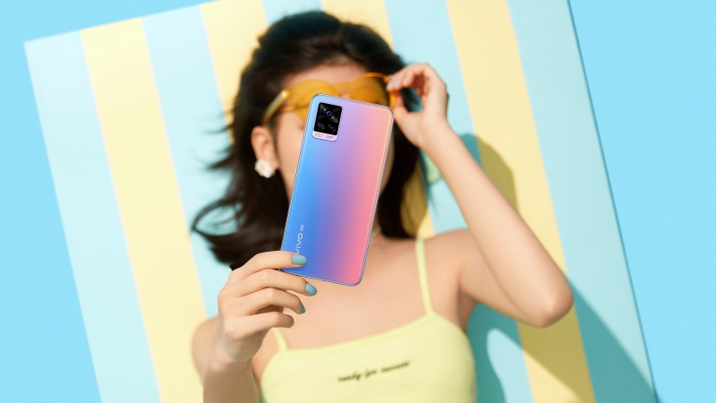 Vivo S9 có mặt sau tương tự Vivo S7