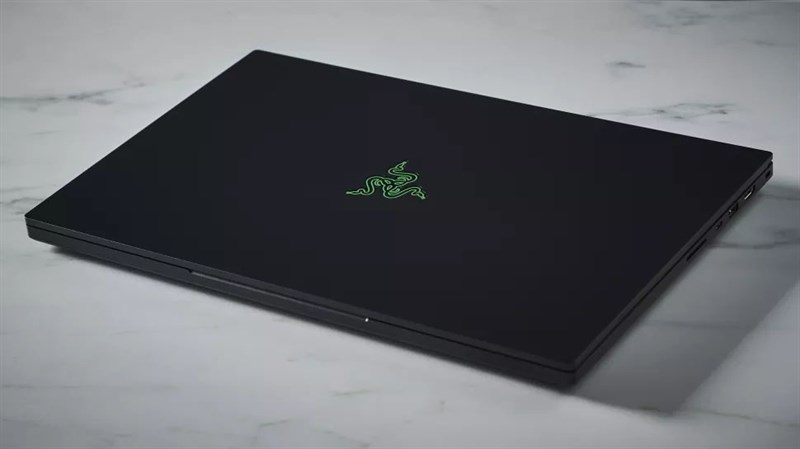 Thời lượng pin trên Razer Blade Pro 17 (2021) chưa tốt như kỳ vọng.