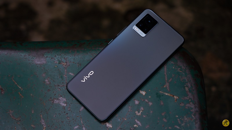 Vivo V20 (2021)