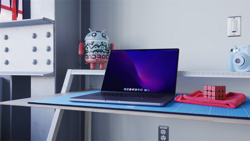 MacBook Pro 16 M1 Max. Nguồn: Marques Brownlee MacBook Pro 16 M1 Max. Nguồn: Marques Brownlee