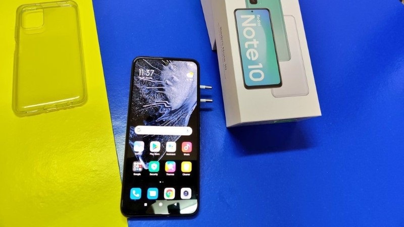 Redmi Note 10 bản RAM 4GB và bộ nhớ trong 128GB chạy MIUI 12.0.1 lộ ảnh thực tế