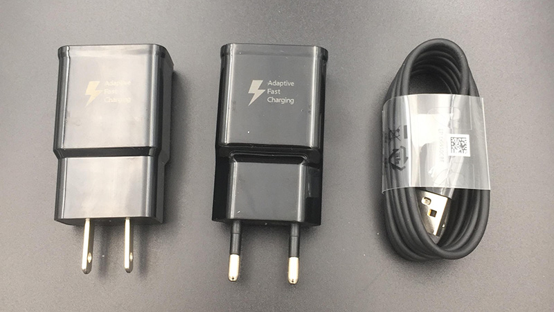 Sử dụng các adapter sạc chính hãng là cách sử dụng hữu hiệu và an toàn nhất Sử dụng các adapter sạc chính hãng là cách sử dụng hữu hiệu và an toàn nhất