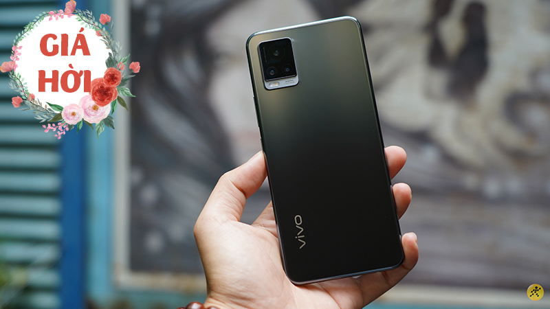 Vivo V20 và Vivo V20 SE đồng loạt giảm giá sốc, có trả góp 0% luôn