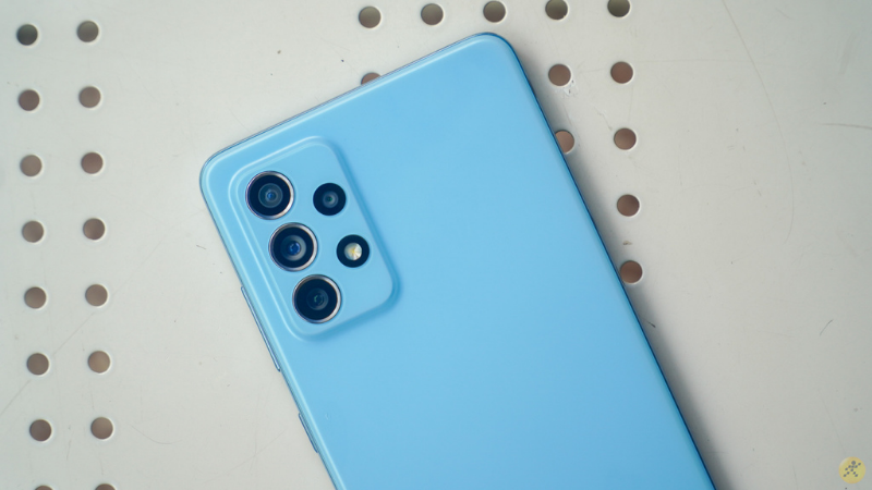 Galaxy A72 được trang bị hệ thống 4 camera với thông số cực kỳ chất lượng. Galaxy A72 được trang bị hệ thống 4 camera với thông số cực kỳ chất lượng.