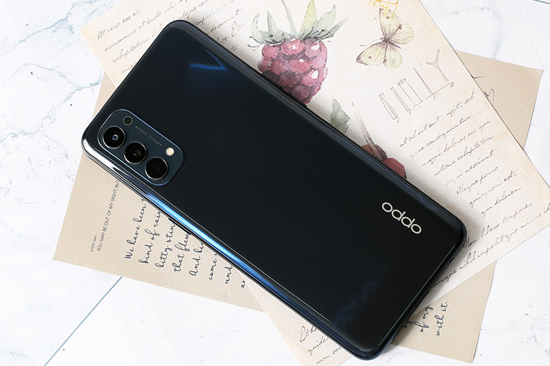 OPPO Reno4