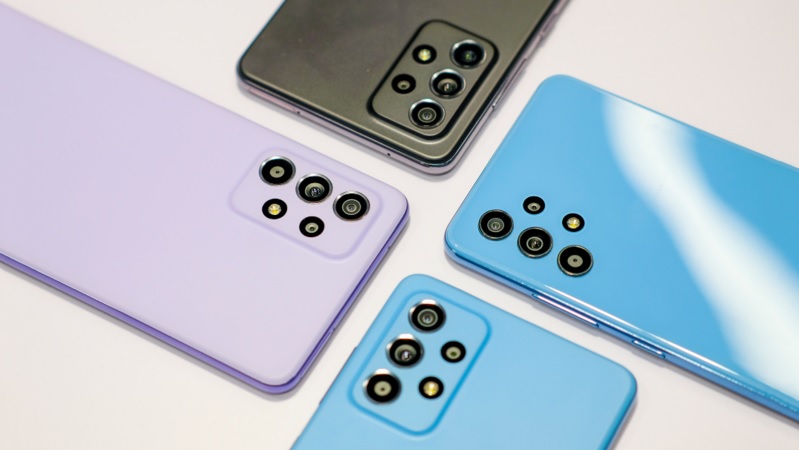 Galaxy A52 mới là chiếc máy tầm trung đáng mua nhất của Samsung, lần này Galaxy A72 chỉ làm nền màn thôi! Galaxy A52 mới là chiếc máy tầm trung đáng mua nhất của Samsung, lần này Galaxy A72 chỉ làm nền màn thôi!
