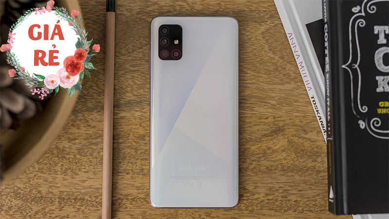 Galaxy A51 và Galaxy A71 cũ giá quá rẻ chỉ bằng một nửa so với máy mới Galaxy A51 và Galaxy A71 cũ giá quá rẻ chỉ bằng một nửa so với máy mới