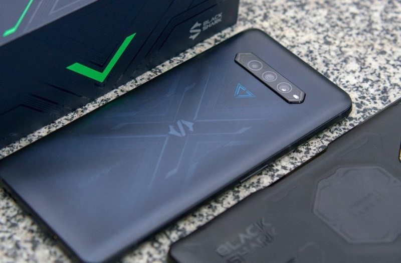 Black Shark 4 Pro Black Shark 4 Pro