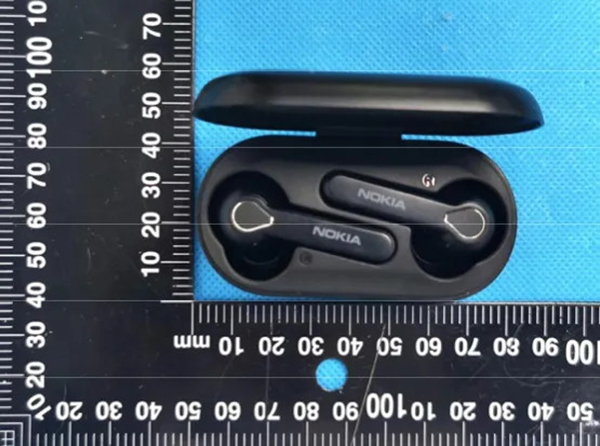 Ben trong tai nghe Nokia Ben trong tai nghe Nokia