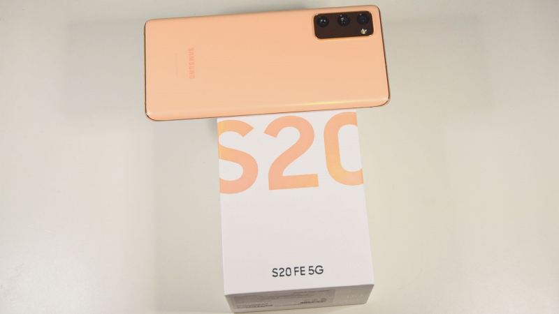Samsung xác nhận Galaxy S20 FE 5G chạy chip Snapdragon sớm mở bán ở Ấn Độ, giá dự kiến cũng lý tưởng không kém Samsung xác nhận Galaxy S20 FE 5G chạy chip Snapdragon sớm mở bán ở Ấn Độ, giá dự kiến cũng lý tưởng không kém
