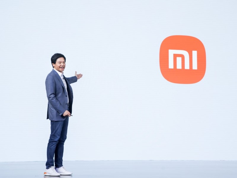 Logo trị giá 7 tỷ đồng mới của Xiaomi sử dụng công thức toán học siêu hình elip, tạo sự cân bằng hoàn hảo