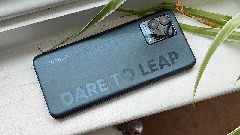 Realme 8 5G vừa có mặt tại cơ quan Liên bang Hoa Kỳ, xác nhận sở hữu thỏi pin dung lượng lên tới 5.000mAh Realme 8 5G vừa có mặt tại cơ quan Liên bang Hoa Kỳ, xác nhận sở hữu thỏi pin dung lượng lên tới 5.000mAh