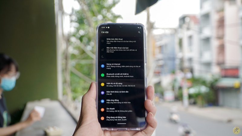 Vivo Y51 (2020) cũng có một cấu hình khá ổn áp trong tầm giá Vivo Y51 (2020) cũng có một cấu hình khá ổn áp trong tầm giá