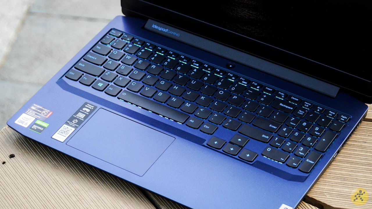 Bàn phim của chiếc laptop cho cảm giác sử dụng thoải mái Bàn phim của chiếc laptop cho cảm giác sử dụng thoải mái