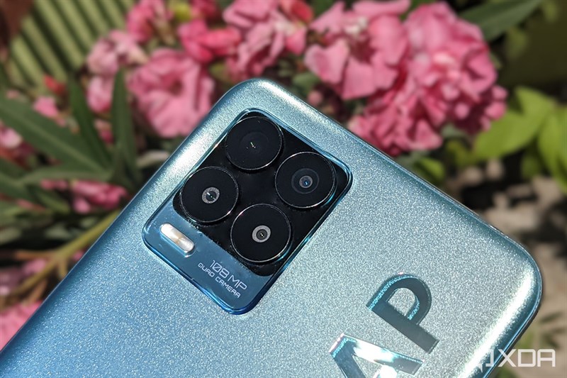 Bộ tứ camera trên Realme 8 Pro