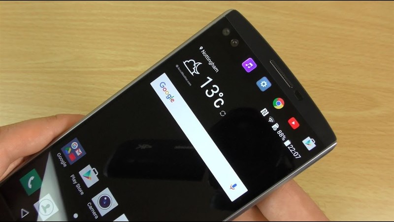 Màn hình phụ độc đáo trên LG V10.