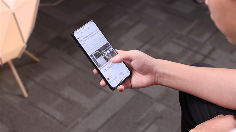 Realme GT Neo có màn hình siêu đẹp, tần số quét cao
