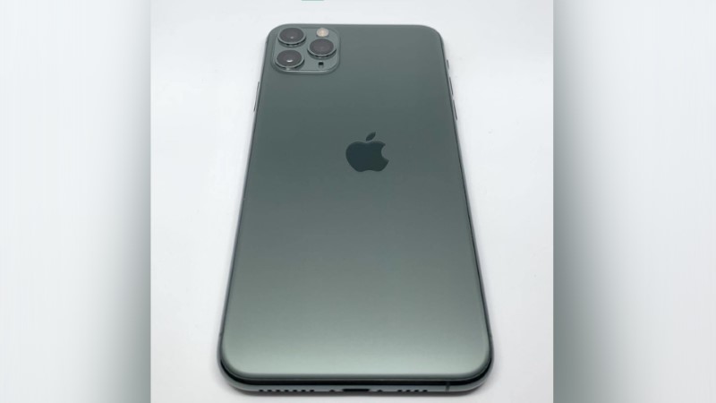 iPhone 11 Pro Max lỗi lệch táo