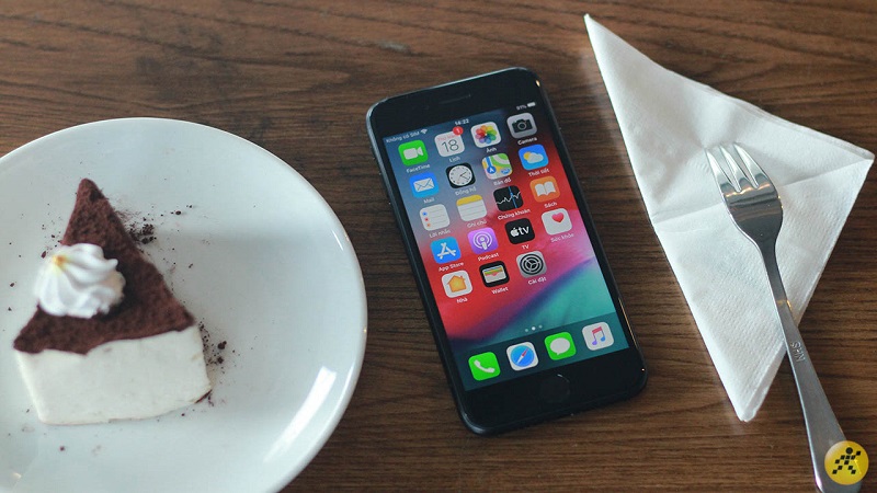iPhone SE 2020 iPhone SE 2020