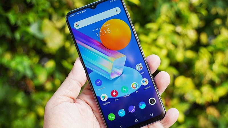 Thiết bị được hoàn thiện từ kính cường cả mặt trước lẫn sau, tôn lên vẻ đẹp của máy Thiết bị được hoàn thiện từ kính cường cả mặt trước lẫn sau, tôn lên vẻ đẹp của máy