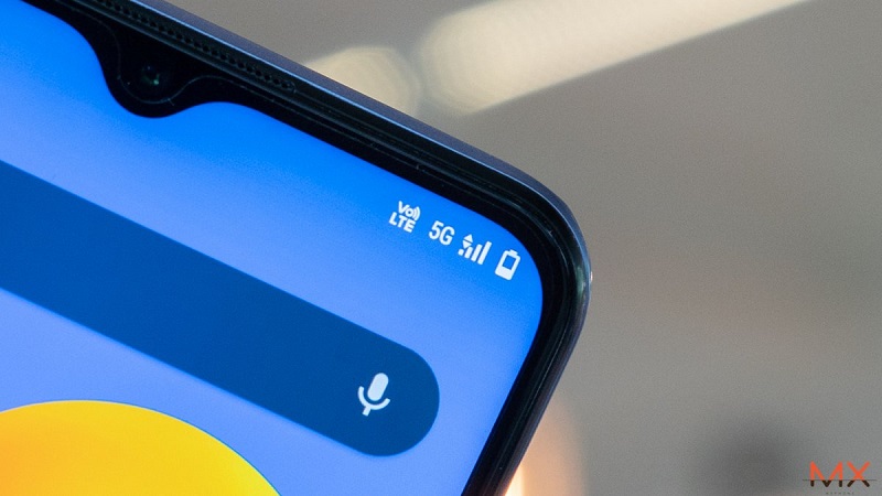 Thiết bị còn được trang bị 5G tốc độ cao Thiết bị còn được trang bị 5G tốc độ cao