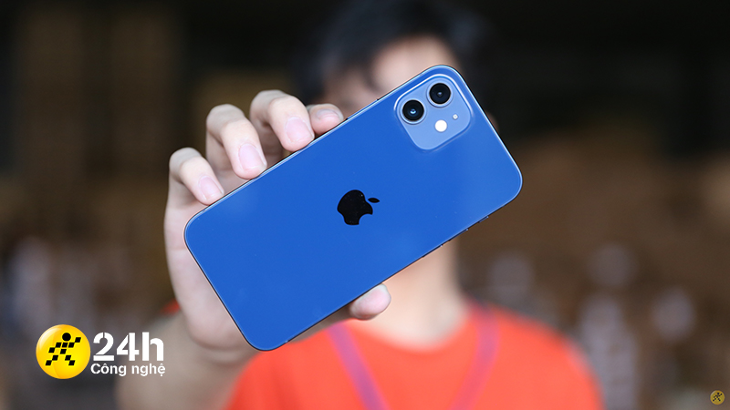 iPhone 12 iPhone 12