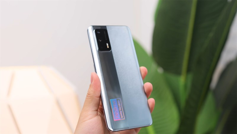 Realme X7 Max đi kèm chip khủng, màn hình 120Hz, sạc nhanh 50W vừa được ấn định ngày ra mắt