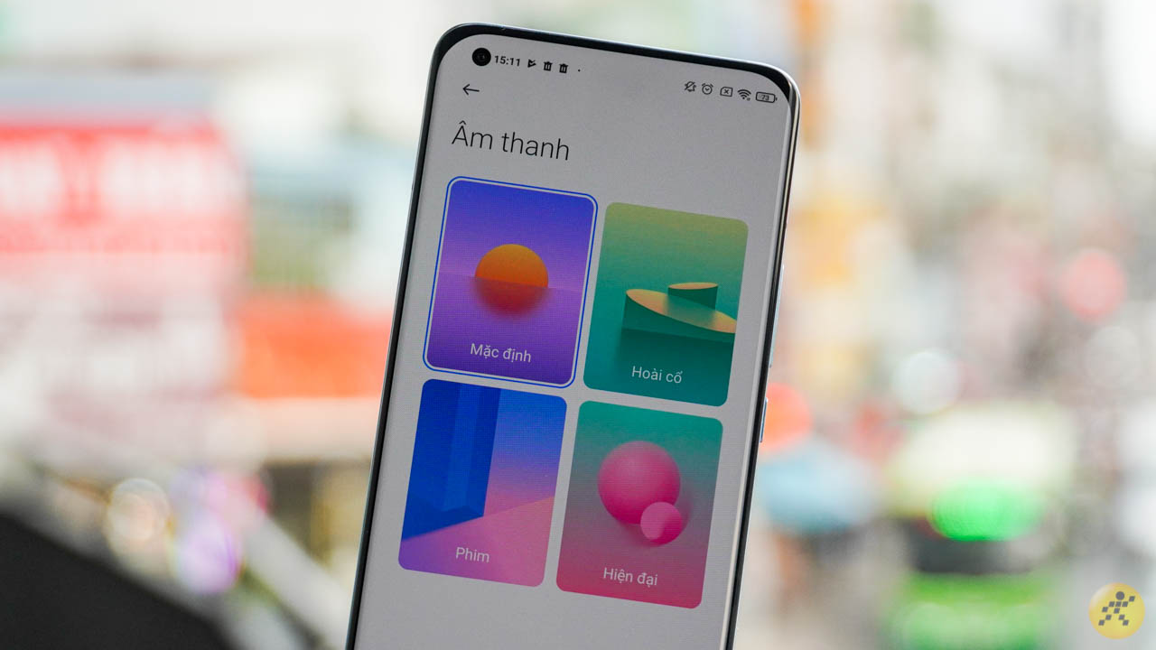 Và thậm chí bạn có thể tùy chỉnh luôn cả âm thanh đó Và thậm chí bạn có thể tùy chỉnh luôn cả âm thanh đó