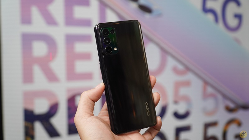 OPPO Reno5 5G có thiết kế như phiên bản thường nhưng được cải tiến một số điểm OPPO Reno5 5G có thiết kế như phiên bản thường nhưng được cải tiến một số điểm