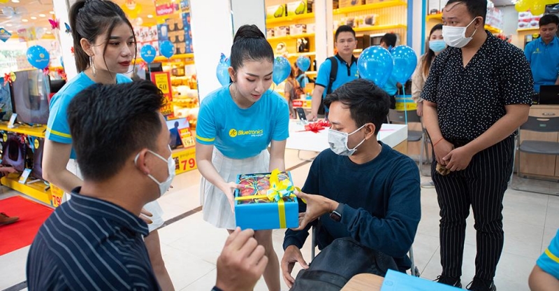 Thế Giới Di Động 'thắng đậm' trong 5 ngày lễ: Doanh thu gần 1.900 tỷ Thế Giới Di Động 'thắng đậm' trong 5 ngày lễ: Doanh thu gần 1.900 tỷ