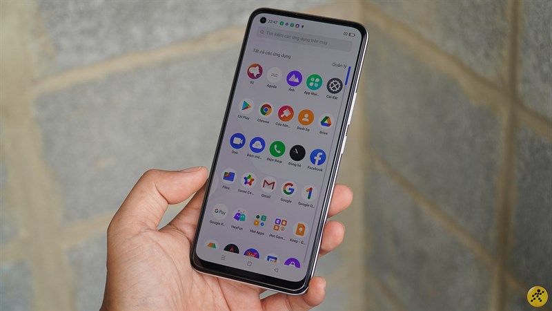 Realme 8 được trang bị màn hình AMOLED thay vì LCD Realme 8 được trang bị màn hình AMOLED thay vì LCD