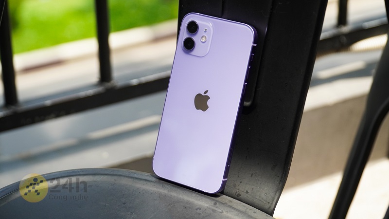 iPhone 12 iPhone 12