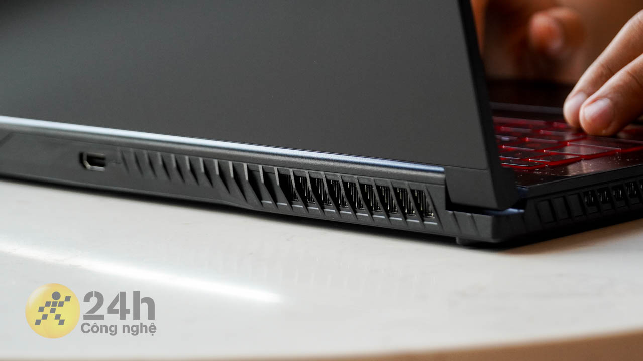 Thiết kế tản nhiệt của MSI GF63 Thin 10SC Thiết kế tản nhiệt của MSI GF63 Thin 10SC