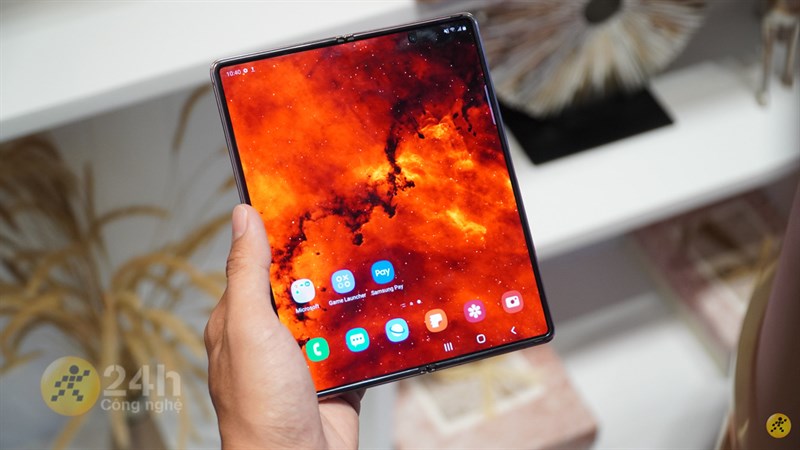 Samsung Galaxy Z Fold 2 