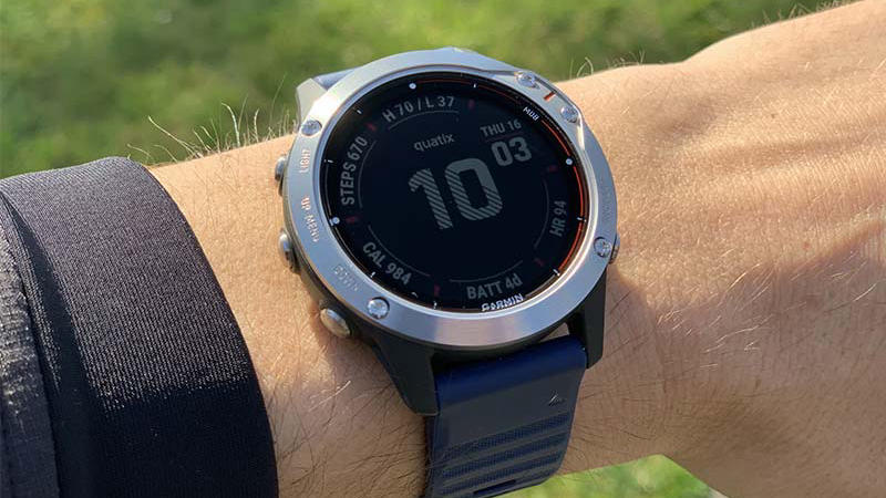 Garmin Fenix 6 siêu phẩm Smartwatch cho dân thể thao, pin dùng tận 13 ngày, kháng nước 10 ATM đeo khi bơi không sợ bị hỏng Garmin Fenix 6 siêu phẩm Smartwatch cho dân thể thao, pin dùng tận 13 ngày, kháng nước 10 ATM đeo khi bơi không sợ bị hỏng