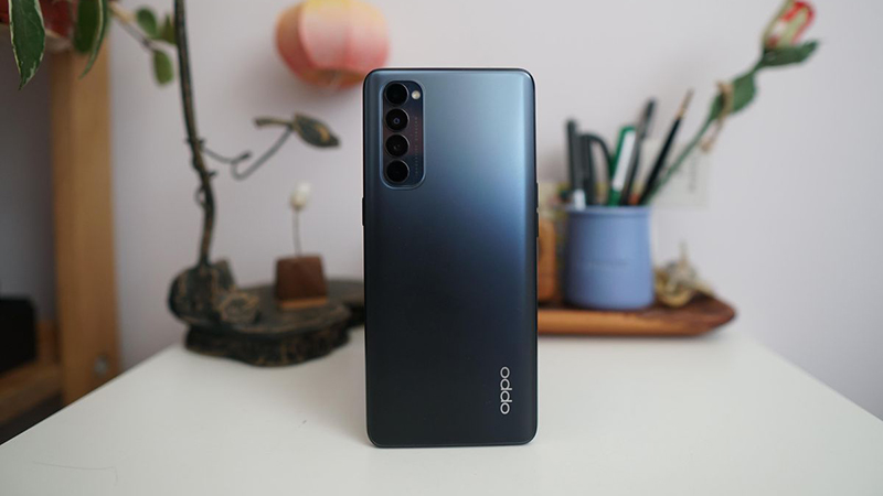 OPPO Reno4 Pro