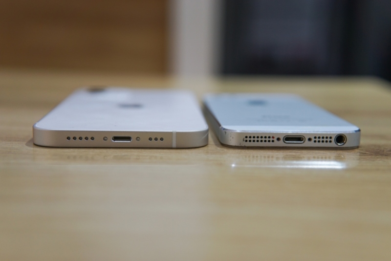Apple Apple