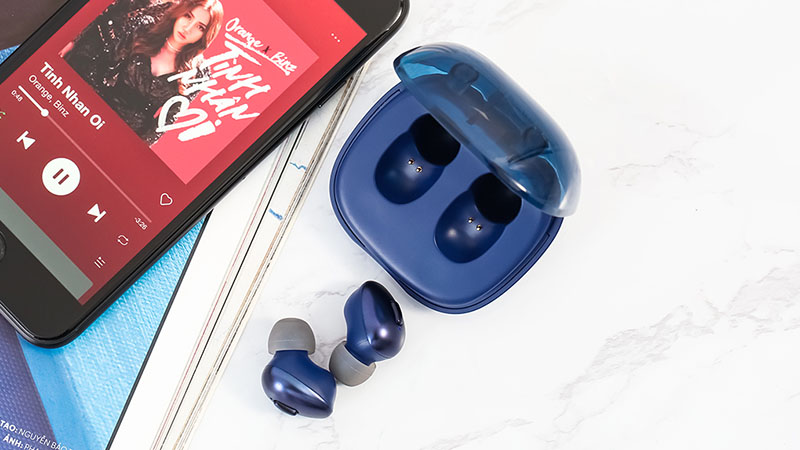 Tai nghe Bluetooth TWS Mozard Q8 Xanh Navy Tai nghe Bluetooth TWS Mozard Q8 Xanh Navy