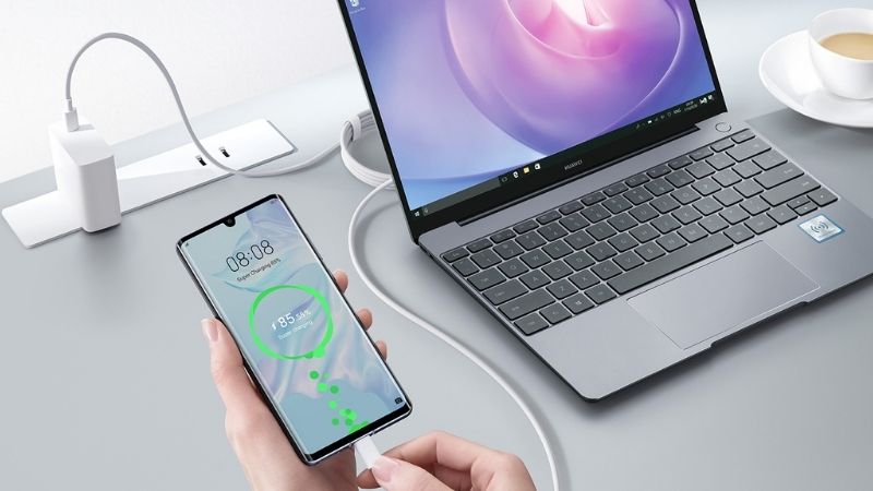 Huawei ra mắt bộ sạc nhanh 135 W cho smartphone và laptop Huawei ra mắt bộ sạc nhanh 135 W cho smartphone và laptop