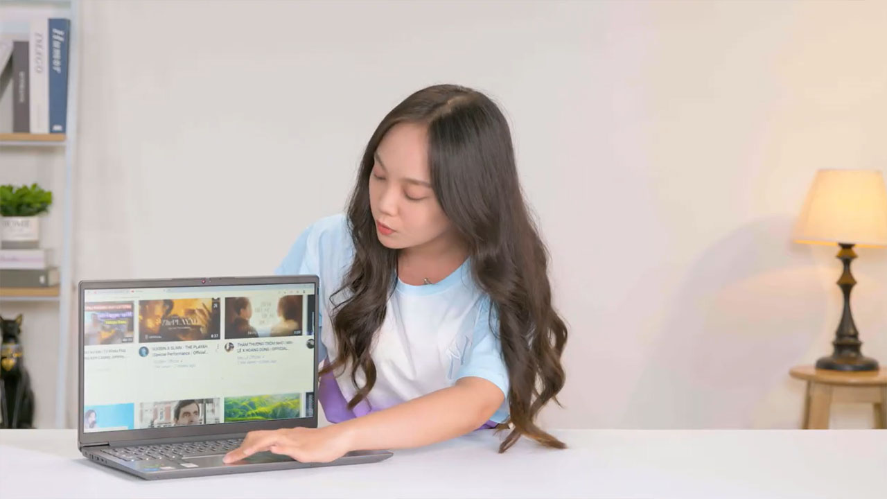 Cảm giác di và vuốt chuột rất mượt mà Cảm giác di và vuốt chuột rất mượt mà