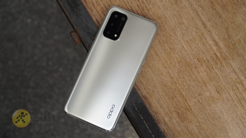 OPPO A74 5G trắng siêu sang trọng