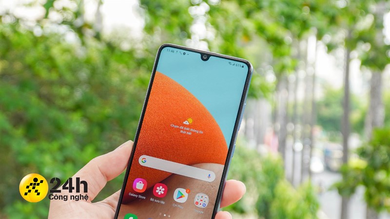 Tính ra phần giọt nước này của Galaxy A32 không chiếm quá nhiều không gian hiển thị. Tính ra phần giọt nước này của Galaxy A32 không chiếm quá nhiều không gian hiển thị.