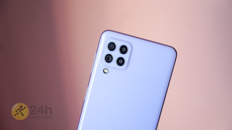 Thiết kế cụm 4 camera trên Galaxy A22. Thiết kế cụm 4 camera trên Galaxy A22.