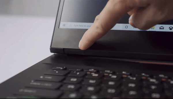 Như các bạn đã thấy, phần ốp mặt B của chiếc laptop này là khá mong manh. (Nguồn: Beebom).